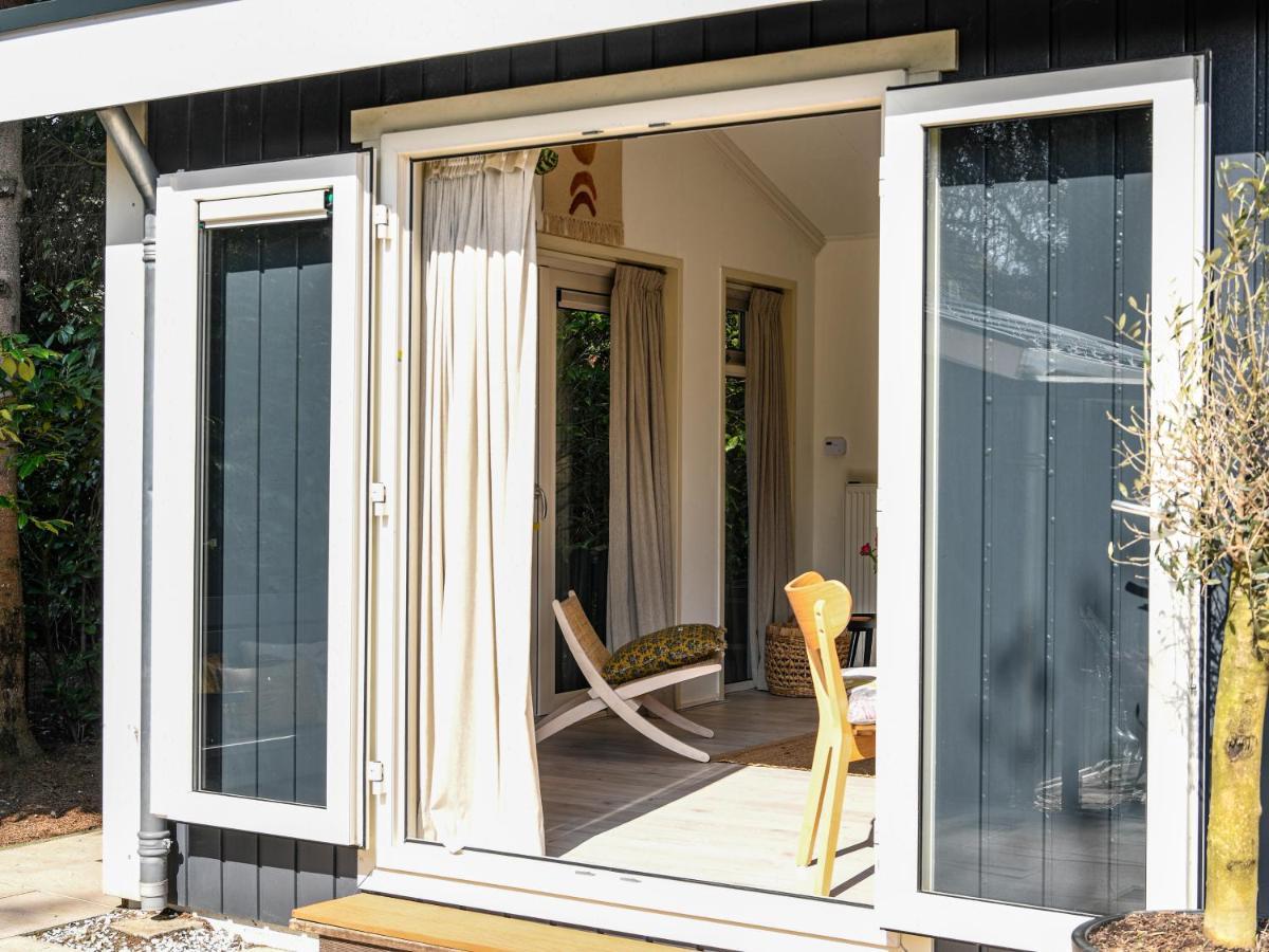 Stayatsas Tiny House Julia In De Bossen Op De Veluwe! Епе Екстериор снимка