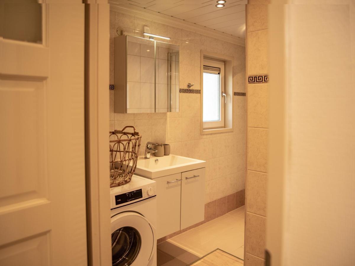 Stayatsas Tiny House Julia In De Bossen Op De Veluwe! Епе Екстериор снимка